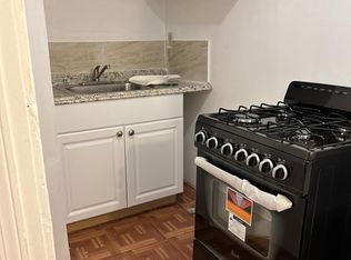 (Undisclosed Address), Saint Albans, NY 11412