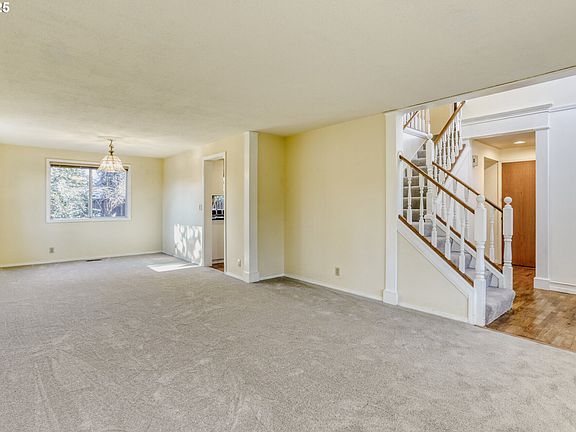 4th image of 1811 NE 56th Ave