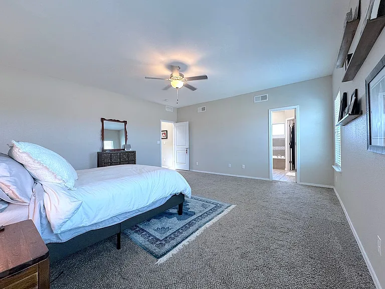 7805 Enchanted View Dr — Photo 22