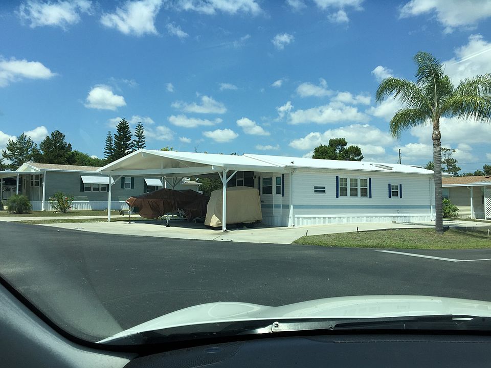 1st image of 60 Hidden Harbor Ln