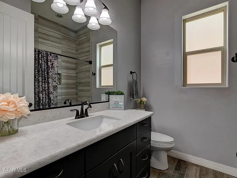 5524 N Foster Pl — Photo 18