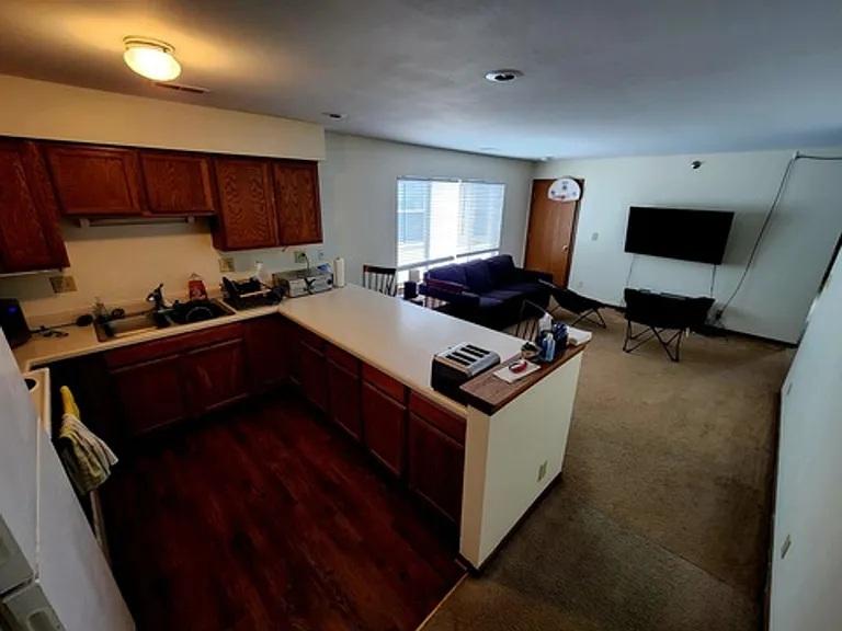 3369 & 3377 N Oakland Ave — Photo 17