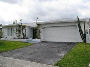 10640 NW 29th Mnr, Sunrise, FL 33322