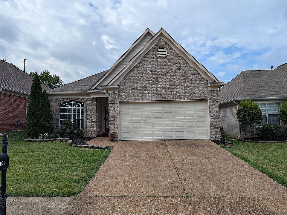 2nd image of 1094 Breezy Valley Dr
