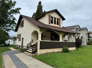 38 Greenville Ave, Clarion, PA 16214