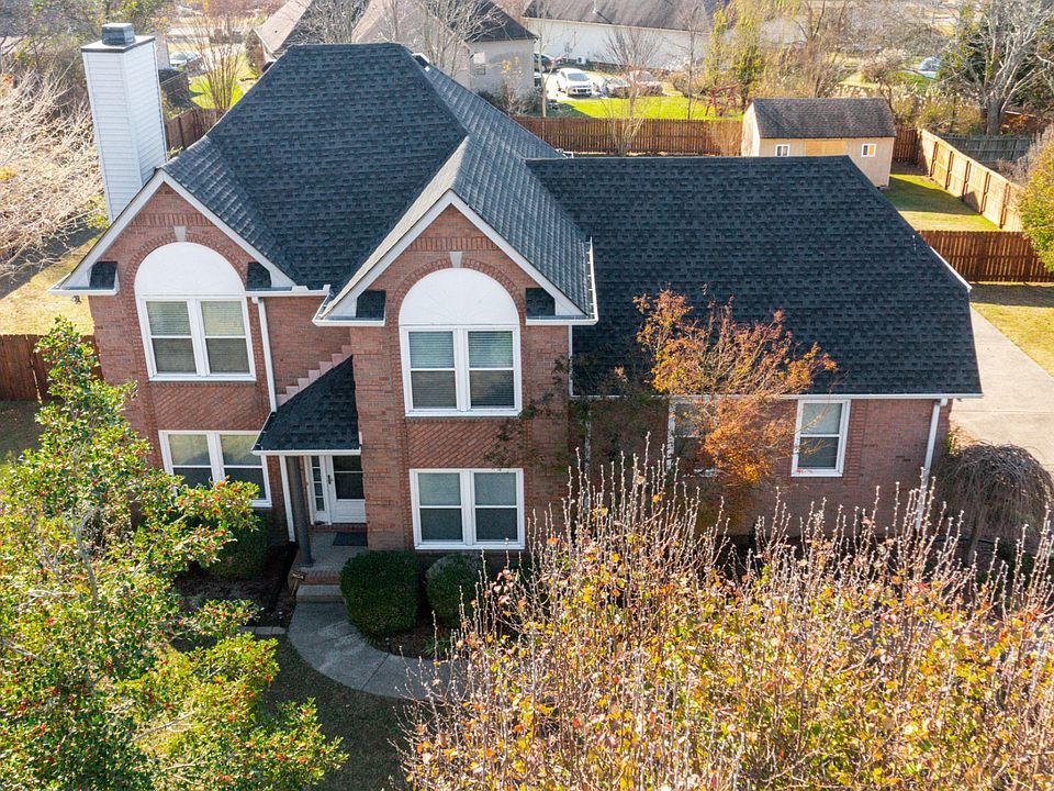 1st image of 404 Cedar Brook Dr