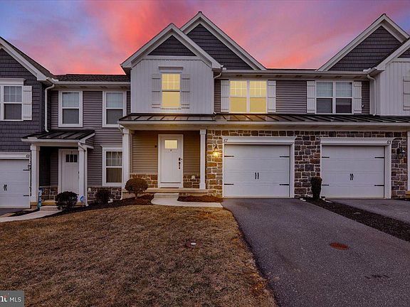 2nd image of 67 Beech Tree Ct #U-0019