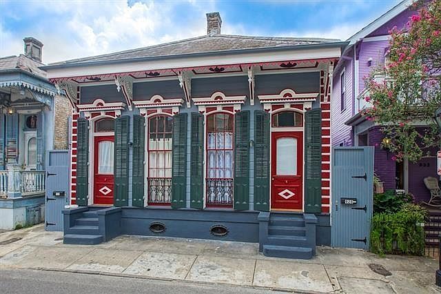 1st image of 928 1/2 Dumaine St