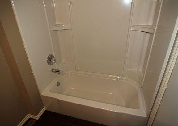 5th image of 9501 N Normandie Ln