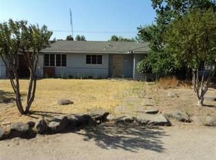 4584 E Terrace Ave, Fresno, CA 93703