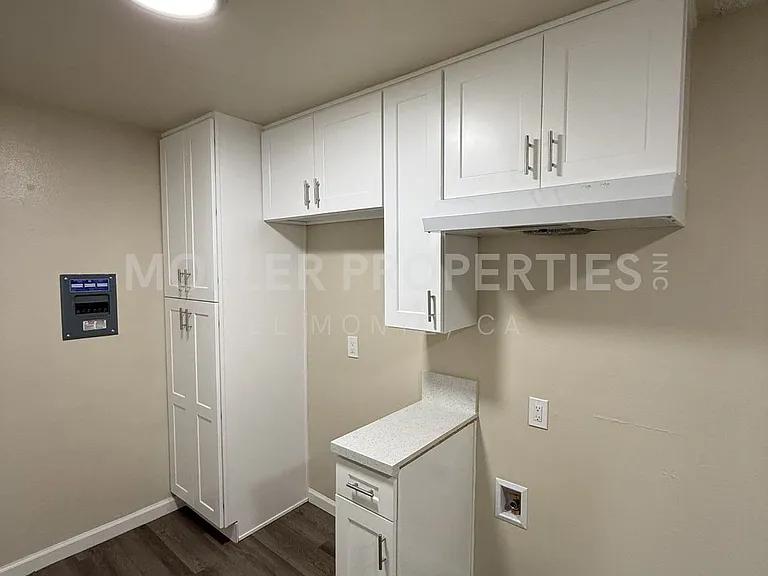 Baldwin Park 3229 — Photo 8
