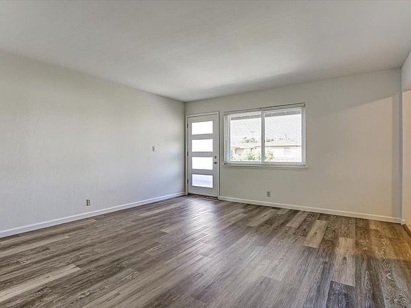 4th image of 430 Dunster Dr APT 5