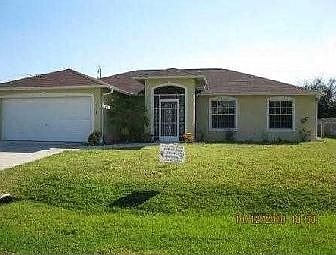 1st image of 2135 SE 8th Ave