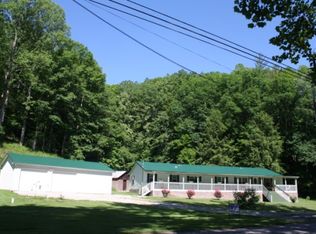 1016 Ovapa Rd, Procious, WV 25164