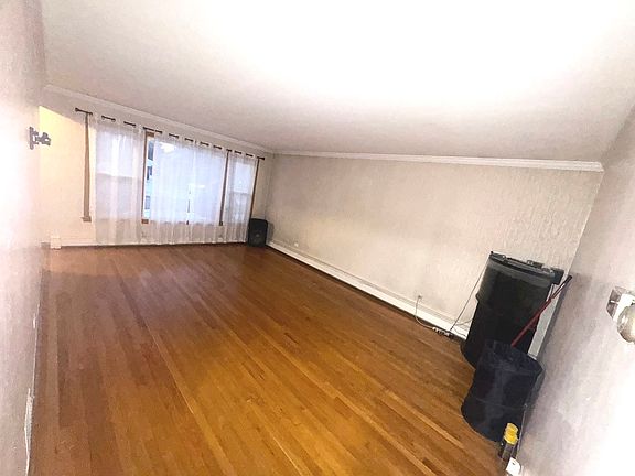 5th image of 8737 S Richmond Ave