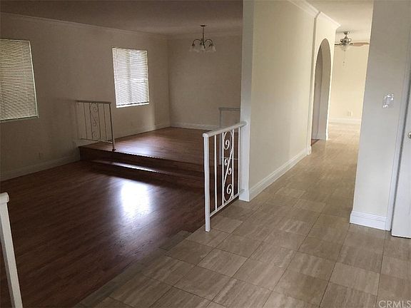 4th image of 16800 Halsted St