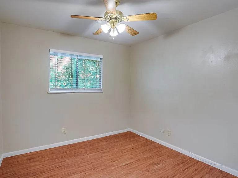 1503 Wheless Ln — Photo 18