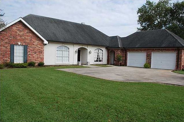 1st image of 1565 Gary Dr
