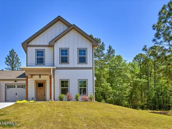 3667 Murdocksville Road, West End, NC 27376