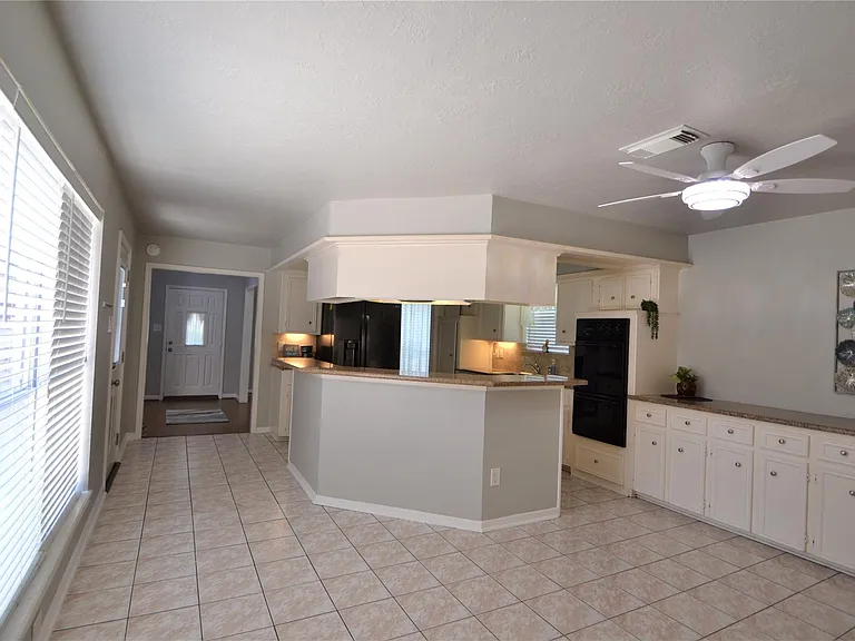 15927 Tumbling Rapids Dr — Photo 28