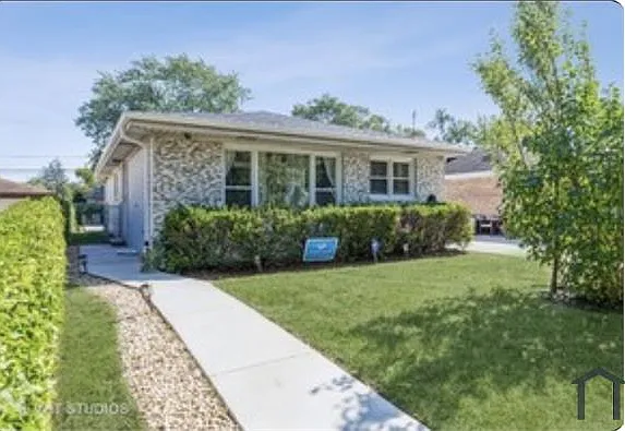 534 Lawler Ave