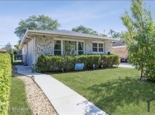 534 Lawler Ave, Wilmette, IL 60091