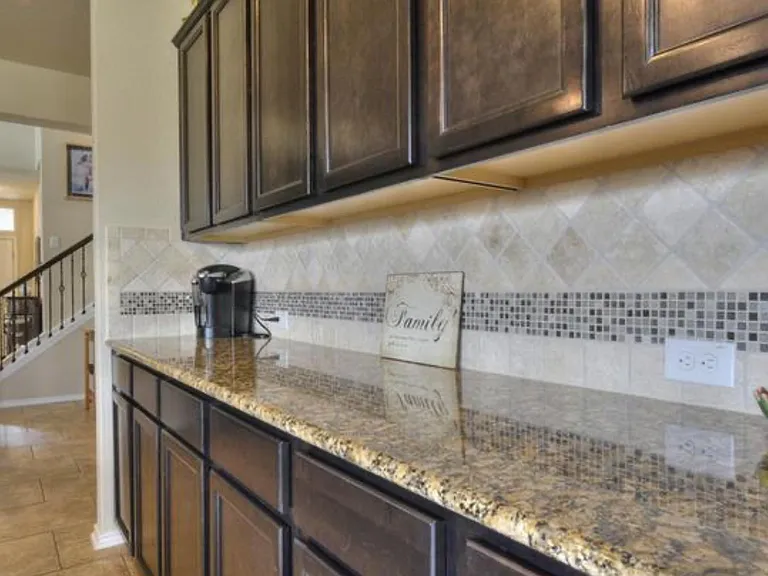 9123 Bowen Br — Photo 5