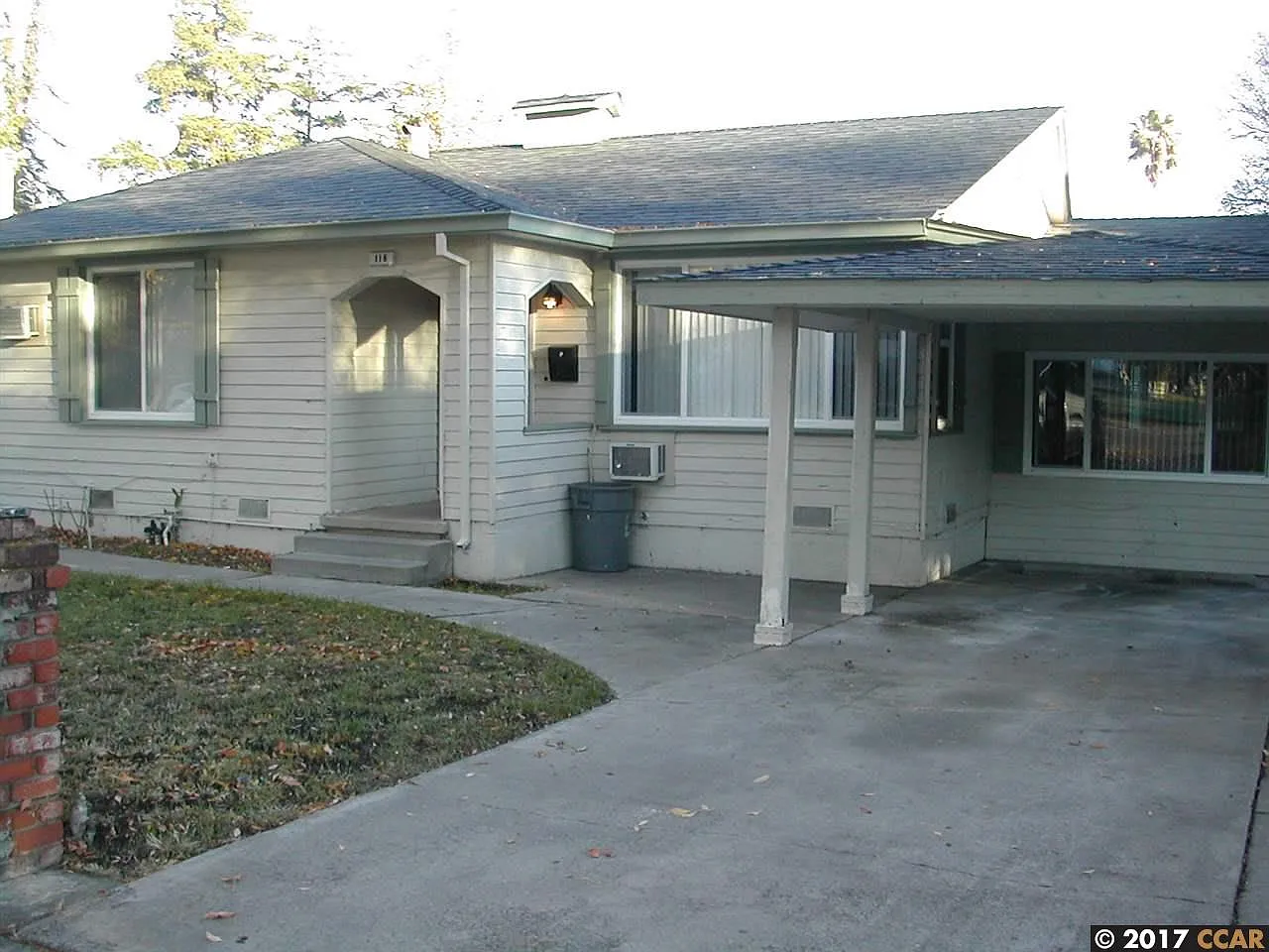 116 Alvarado Ave photo 1