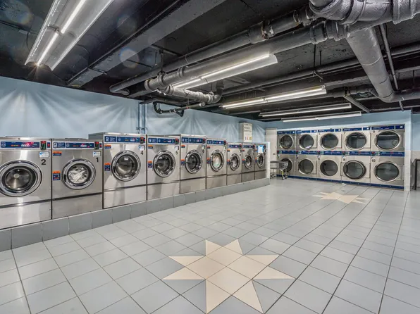 67-40 Yellowstone Boulevard image 15 of 19