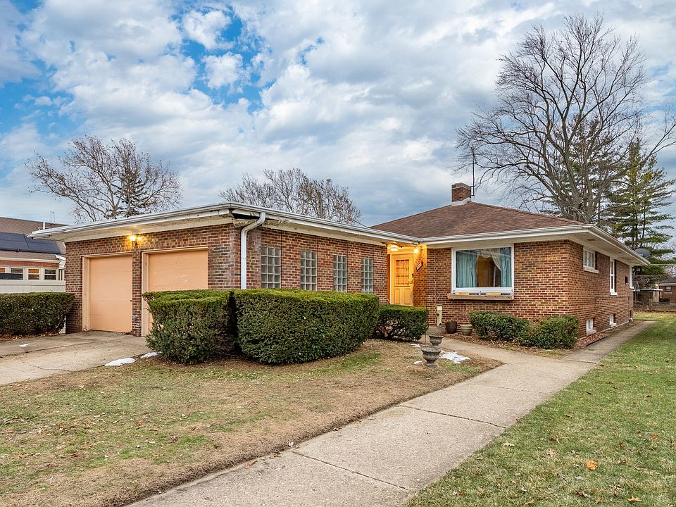 1st image of 3251 N Schultz Dr