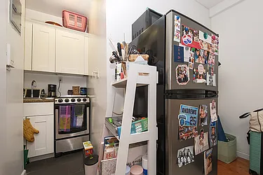 Rented by Rita S Citrin, LREB