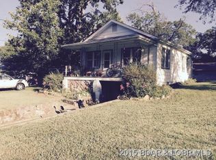 270 Caulfield Ave, Camdenton, MO 65020