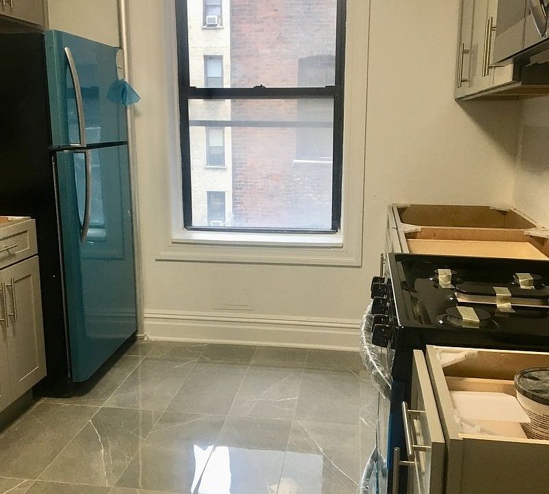 1st image of 656 W 162nd St APT 2A