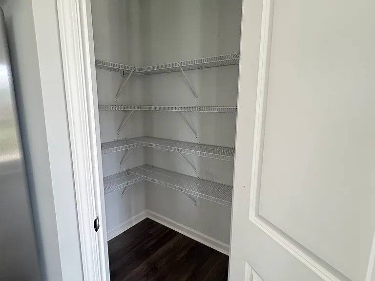 201 Brighton Bend Ln — Photo 9