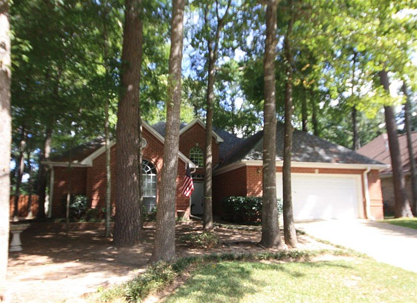 1st image of 3706 Long Leaf Dr