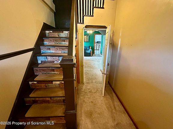 2nd image of 538 Alder St