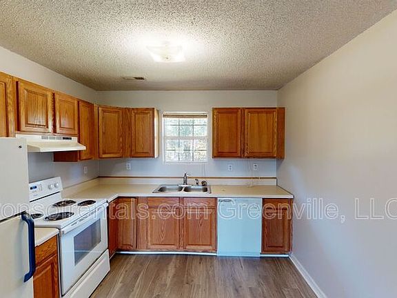 4th image of 1552 Shoally Creek Rd