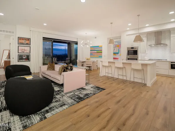 5250 E DEER VALLEY Drive #303, Phoenix, AZ 85054