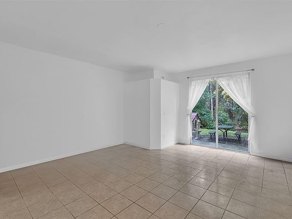 4th image of 5719 NW 48th Avenue #5748
