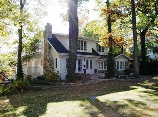 739 N Park Blvd, Glen Ellyn, IL 60137