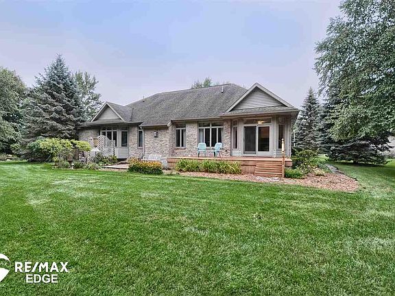 5th image of 9127 Woodridge Ct