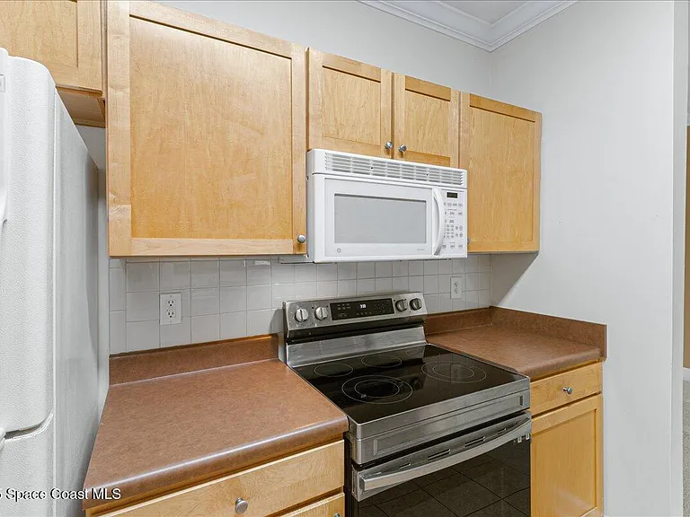 6411 Borasco Dr #219 — Photo 7