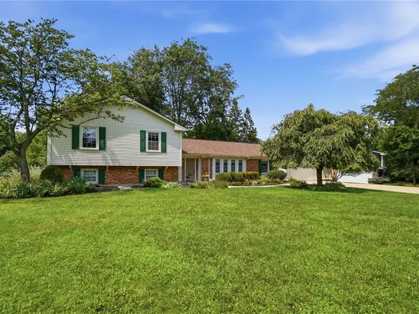 6621 Statesboro Rd, Dayton, OH 45459