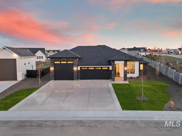 7106 E Merlin Hawk Ct, Nampa, ID 83686