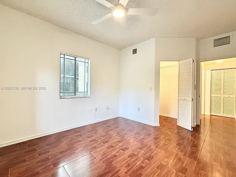 3022 Alcazar Pl #101 — Photo 15
