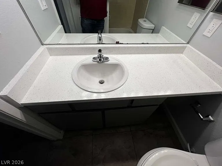 5662 E Lake Mead Blvd #A — Photo 18