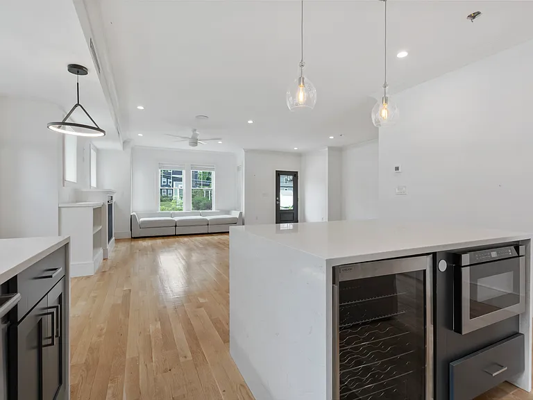 10 Hallet St #1 — Photo 12