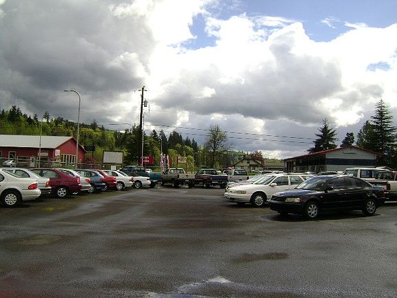 4th image of 1421 Kresky Ave