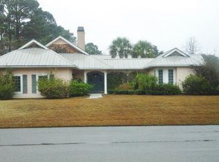 1352 Rowland Dr, Saint Helena Island, SC 29920