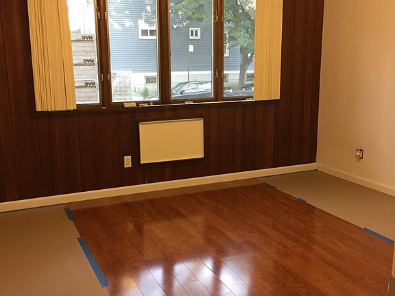 3rd image of 8925 172nd St #3